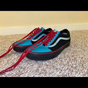 Custom vans old skool worn 3 times no box but bag